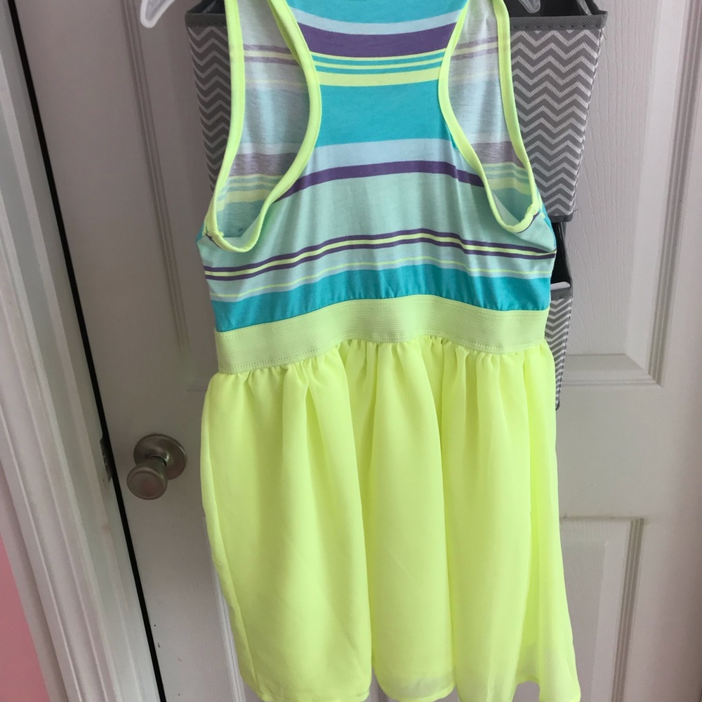 Girls dress